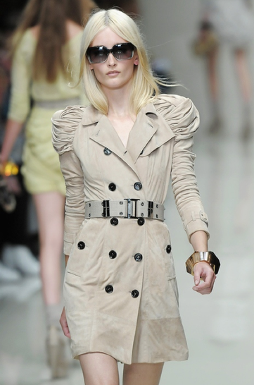 burberry-trench-2010-modepilot