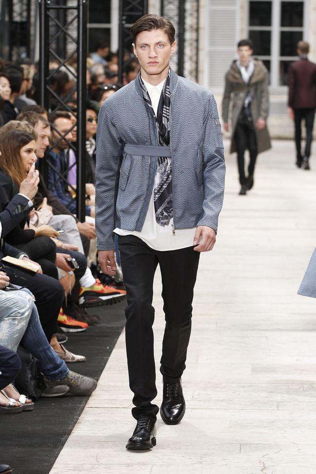 LOOK33