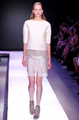 giambattista_valli_ss12_0267