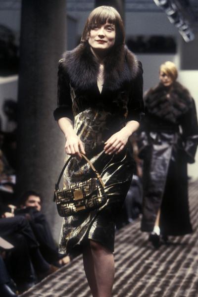 Fendi Baguette Bag 90er 90ies runway Modepilot
