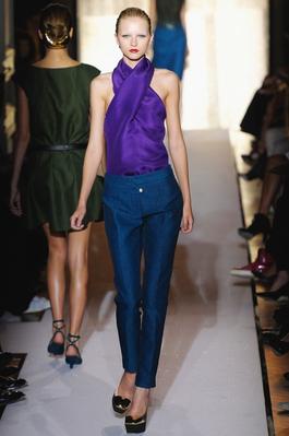 yves_saint_laurent_ss12_0155