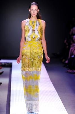 giambattista_valli_ss12_0754