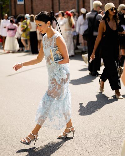 Spitzenkleid Street Style Modepilot Kopenhagen Fashion Week OperaSport Nona Dress