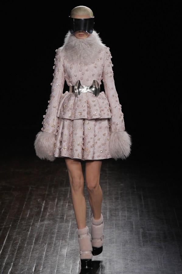 alexander_mcqueen_aw12_071