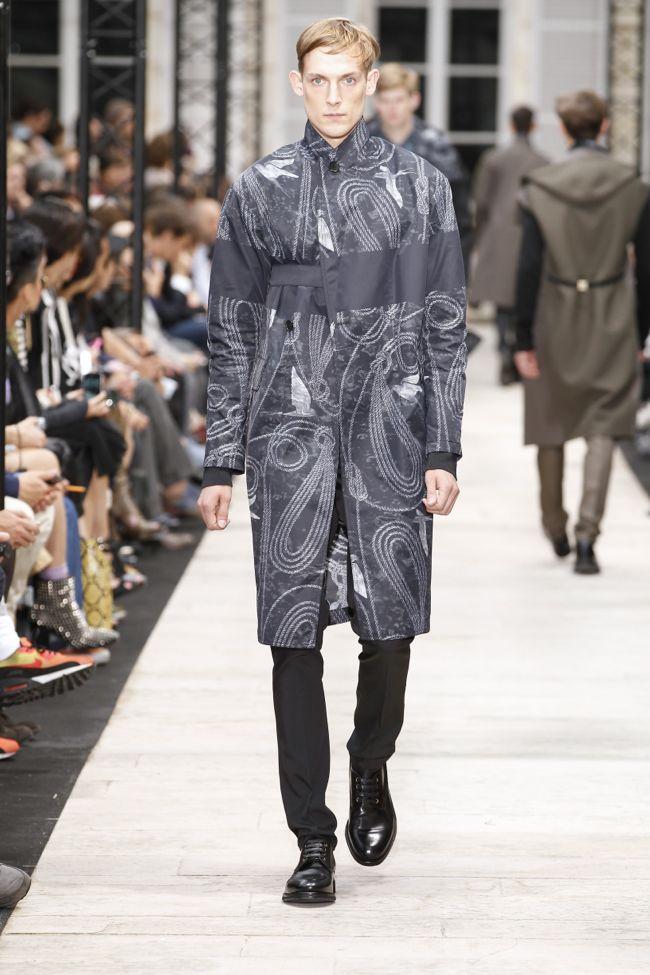 LOOK22