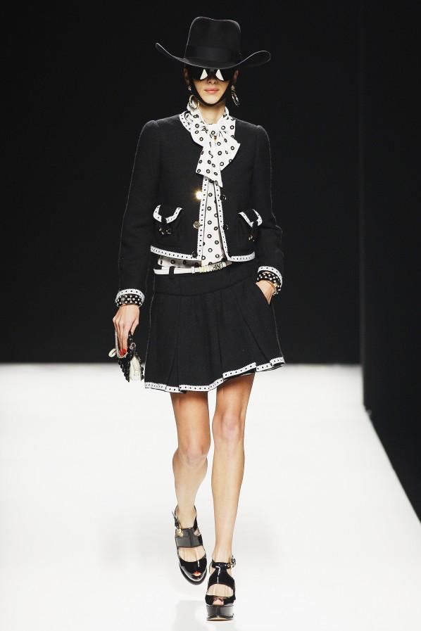moschino_aw12_0467