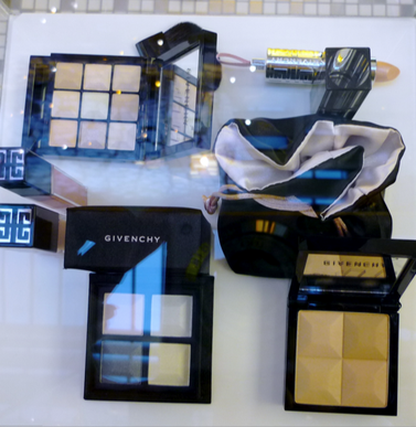 givenchy-christmas-collection-modepilot