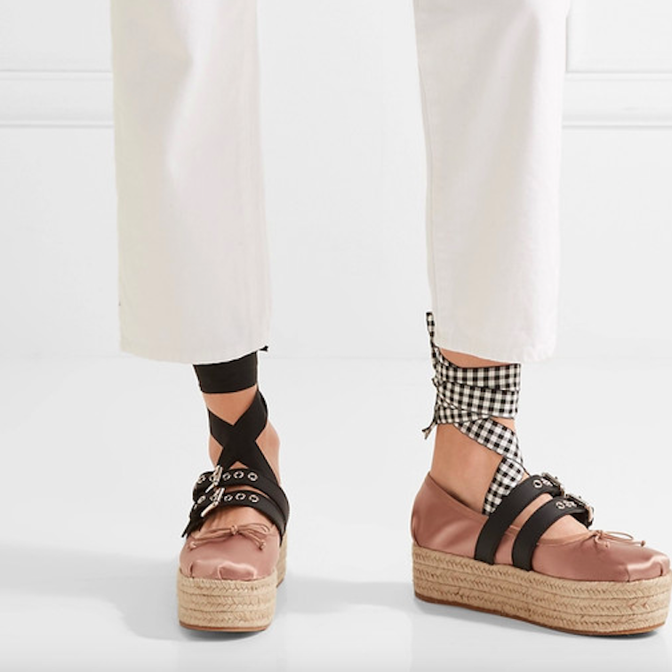 Jungs, was sagt Ihr zu unseren neuen Schuhen?