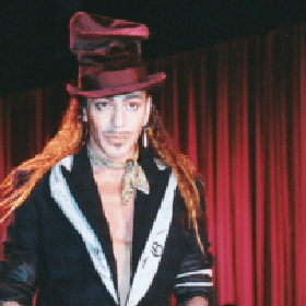 Oscar de la Renta: Holt John Galliano