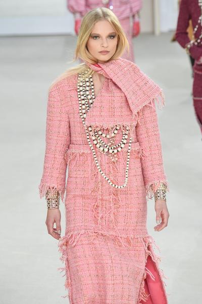 chanel laufsteg trendfarbe rosa modepilot
