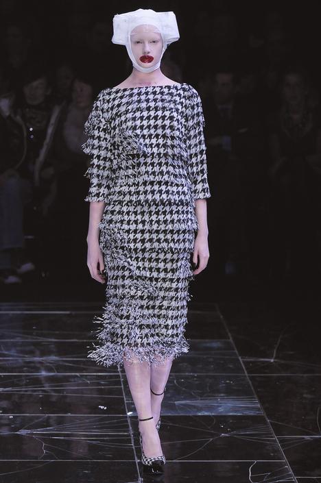 alexander_mcqueen_aw09_036_paris_modepilot