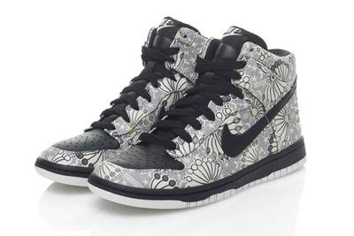 WMNS_NIKE_Dunk_High_Skinny_Prm_386316-004_pair