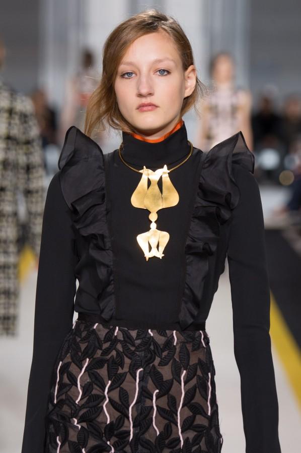 giambattista_valli_aw15_0145