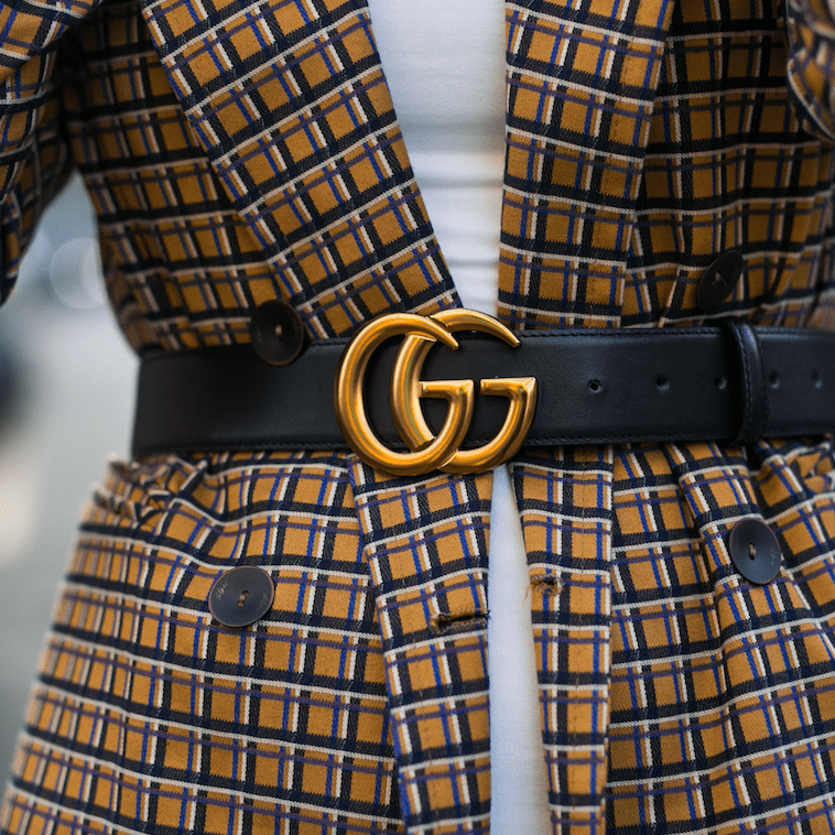 Streetstyle aus Mailand: Blazer plus Gürtel