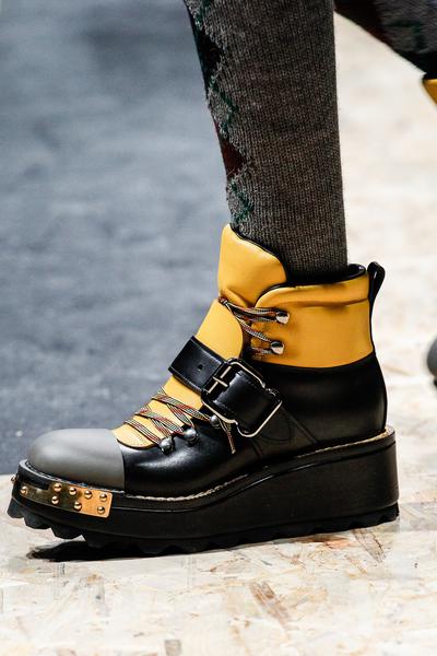 Trend Hiking Boots wanderstiefel modepilot Prada