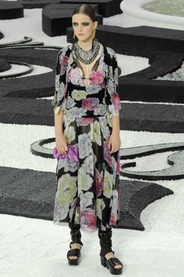 Chanel Blumen Modepilot