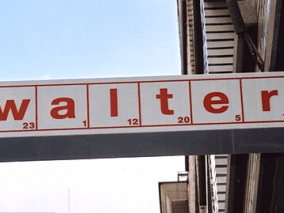 W.A.L.T.E.R. schließt.