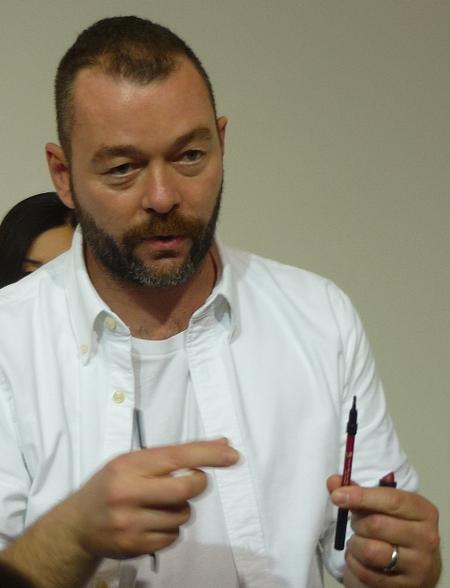 p1000776