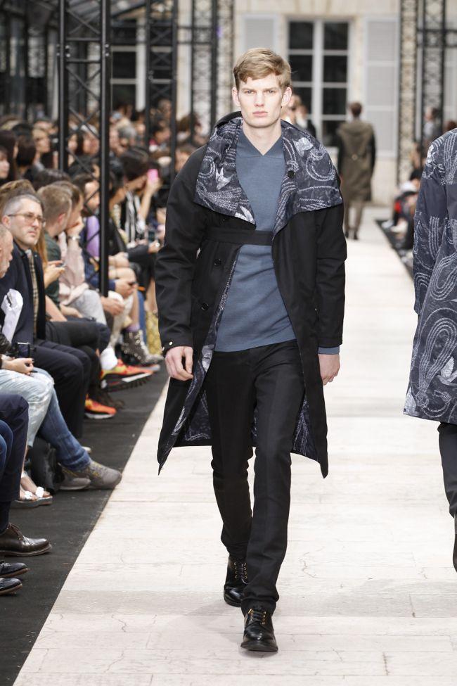 LOOK23
